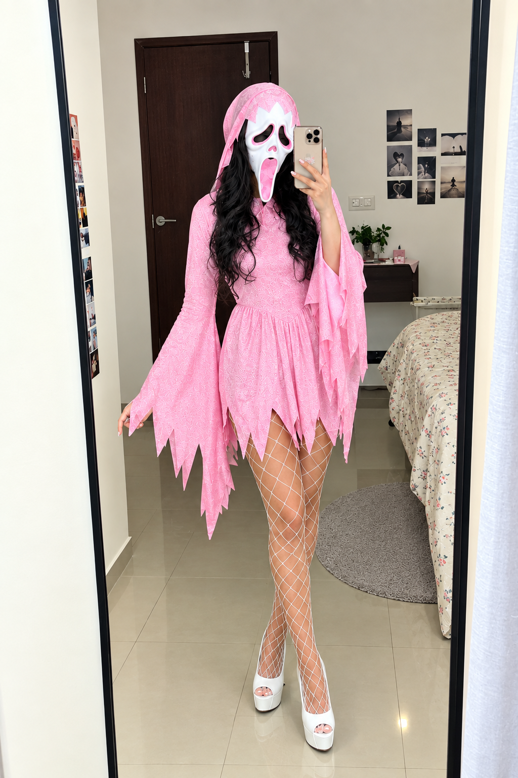Pink Scream Mask Costume Set